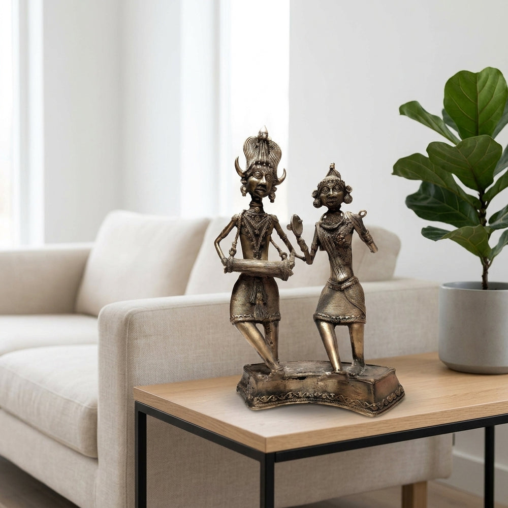 The Dancing Tribal Couple (Small) – Dhokra Metal Art