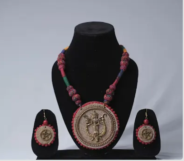 Divine Maa Durga Pendant Necklace2