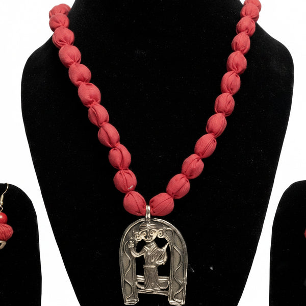 Red Cloth Ball Necklace – Dokra Jewellery