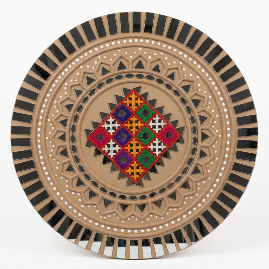 Elegant Kutch Mirror Wall Décor