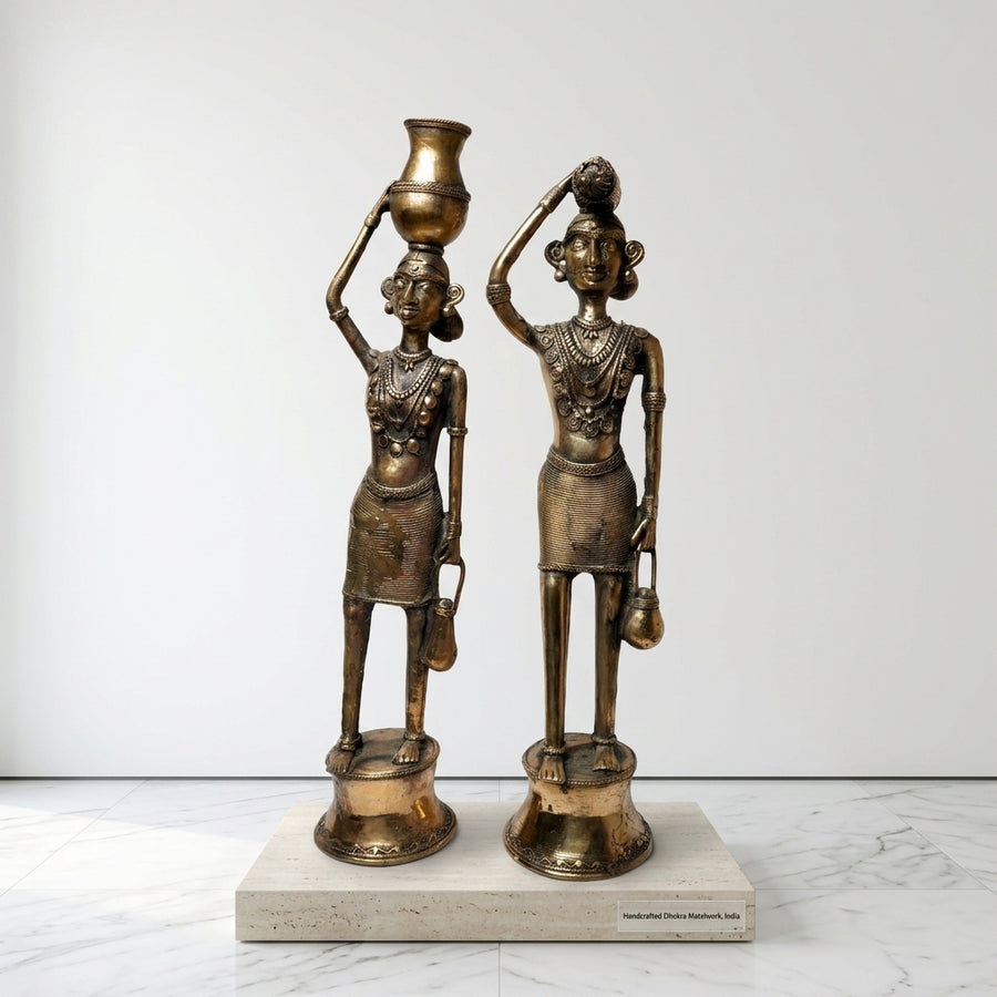 Lady Carrying a Brinjal (Set of 2) – Dhokra Metal Art