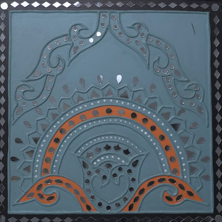 Mandala Arch - Lippan Mirror Wall Art - view 2, handmade Lippan mirror wall art from Kutch, India
