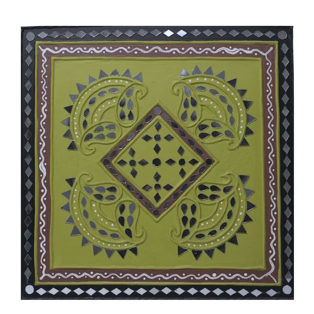 Paisley Harmony - Lippan Mirror Wall Art, handmade Lippan mirror wall art from Kutch, India