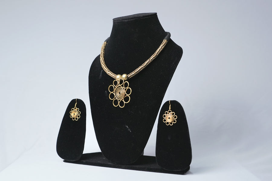 Royal Brass Gold Jewellery Set - view 5, handmade Indian tribal jewellery