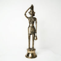Lady Carrying a Brinjal (Set of 2) – Dhokra Metal Art